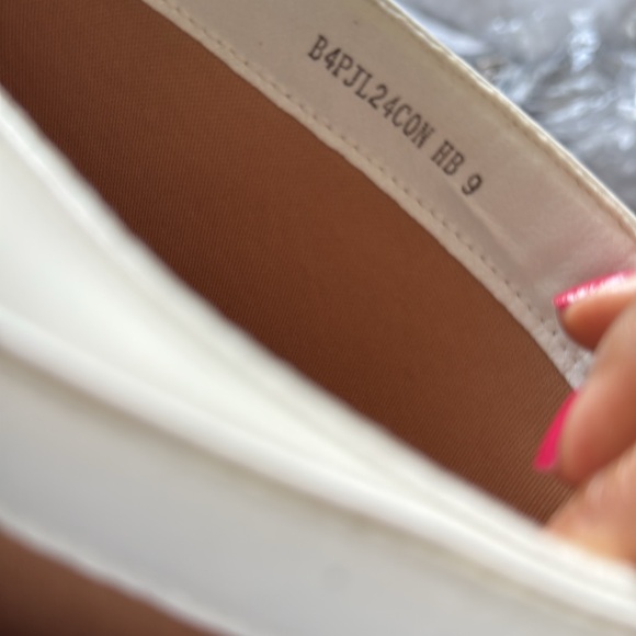 !D!FU Women’s Fold over off White Heeled Long Boots size 9 - Picture 9 of 17